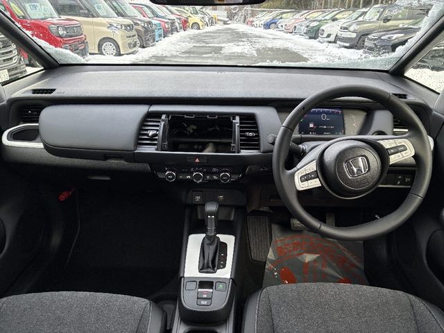 HONDA FIT 4WD 2025 Image 31