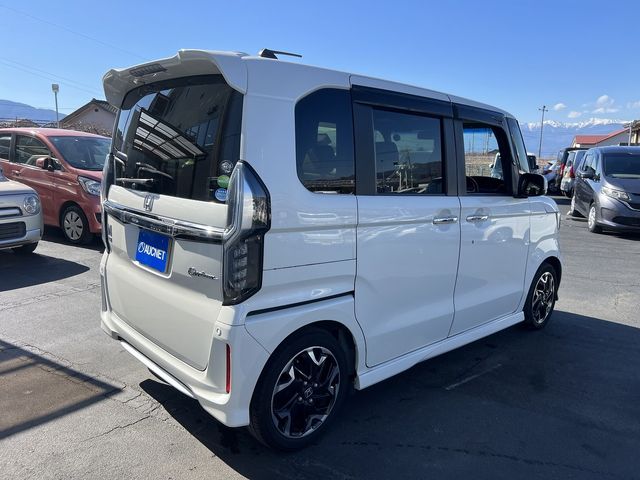 HONDA N BOX CUSTOM 2018 Image 31
