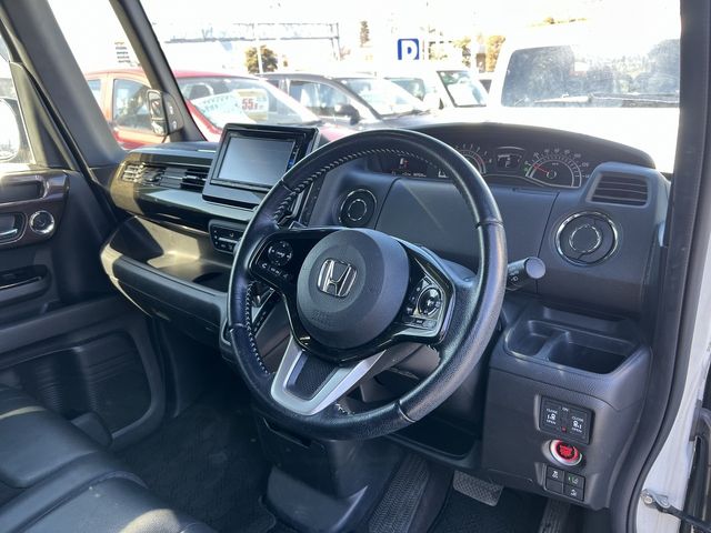 HONDA N BOX CUSTOM 2018 Image 31