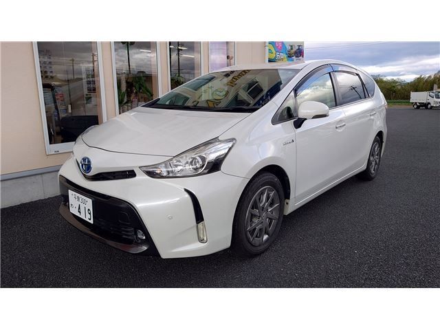 TOYOTA PRIUS ALPHA 2016 Image 31