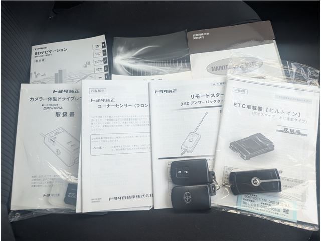 TOYOTA PRIUS ALPHA 2016 Image 31