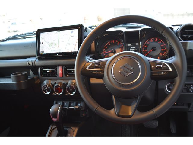 SUZUKI JIMNY NOMADE 2025 Image 31