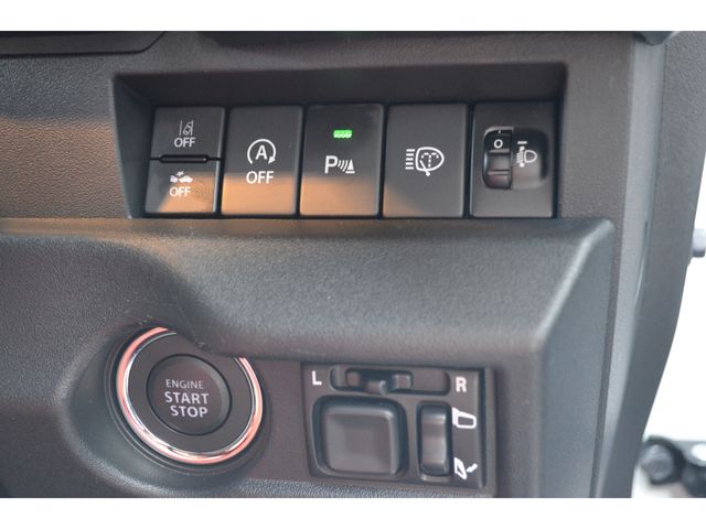 SUZUKI JIMNY NOMADE 2025 Image 31