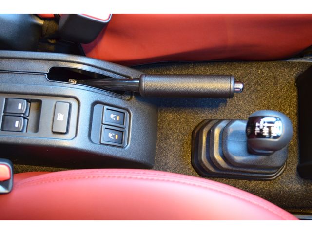 SUZUKI JIMNY NOMADE 2025 Image 31