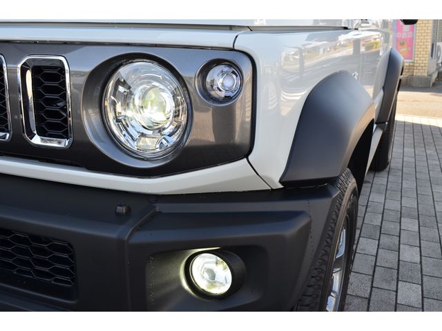 SUZUKI JIMNY NOMADE 2025 Image 31