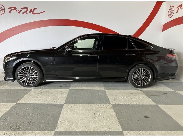 TOYOTA CROWN SEDAN HYBRID 4 2020 Image 31