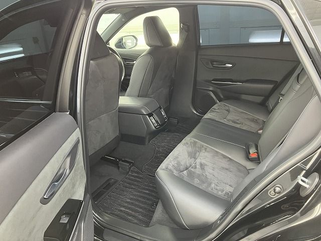 TOYOTA CROWN SEDAN HYBRID 4 2020 Image 31