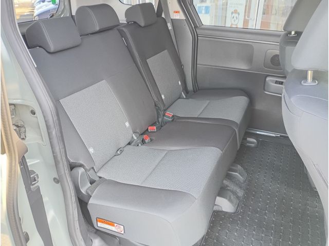 TOYOTA SIENTA HYBRID 2023 Image 31