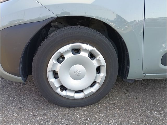 TOYOTA SIENTA HYBRID 2023 Image 31