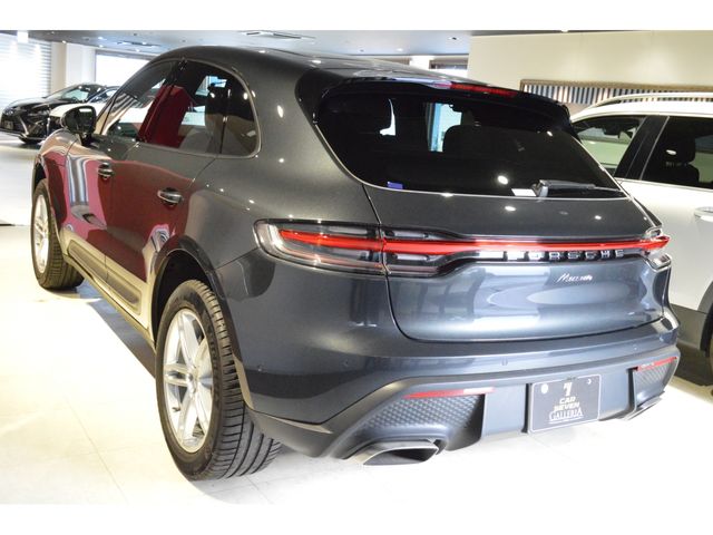 PORSCHE MACAN 2024 Image 31
