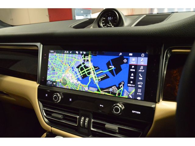 PORSCHE MACAN 2024 Image 31