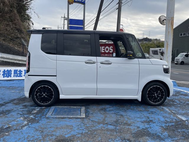 HONDA N BOX CUSTOM 2023 Image 31