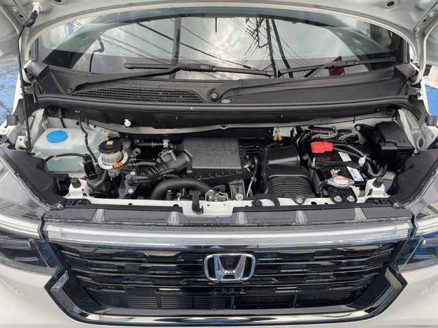 HONDA N BOX CUSTOM 2023 Image 31