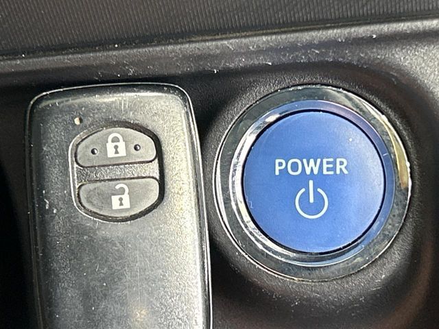 TOYOTA AQUA 2017 Image 31