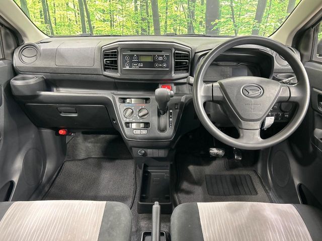 DAIHATSU MIRA E:S 2018 Image 31