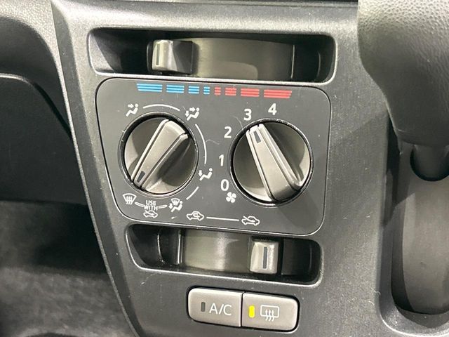 DAIHATSU MIRA E:S 2018 Image 31