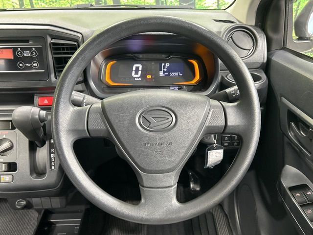 DAIHATSU MIRA E:S 2018 Image 31