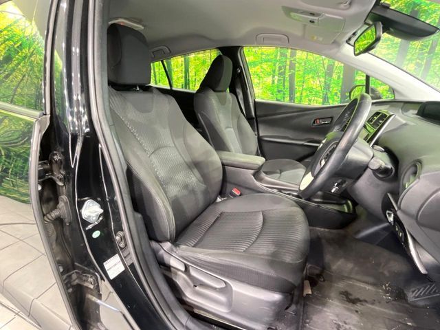 TOYOTA PRIUS 2017 Image 31