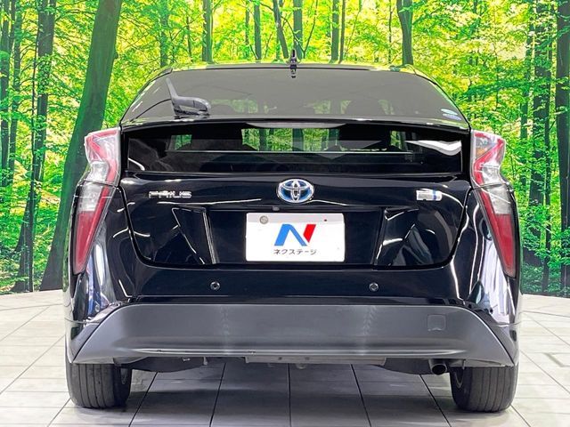 TOYOTA PRIUS 2017 Image 31