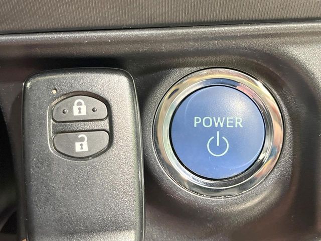 TOYOTA AQUA 2018 Image 31