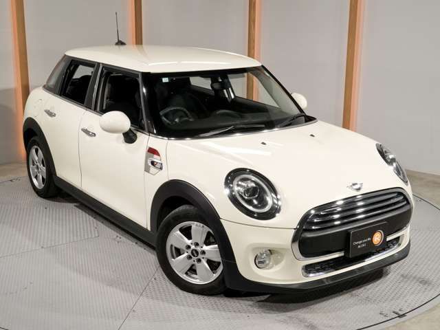 BMW MINI ONE 5DOOR 2018 Image 31