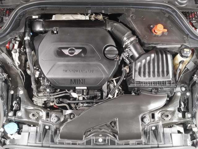 BMW MINI COOPER SD 5DOOR 2020 Image 31