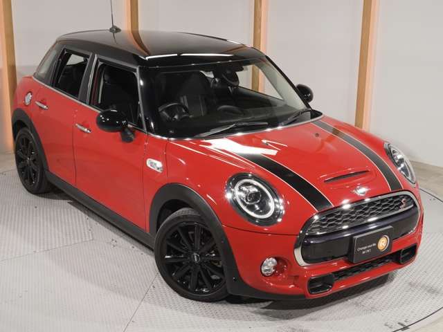 BMW MINI COOPER SD 5DOOR 2020 Image 31