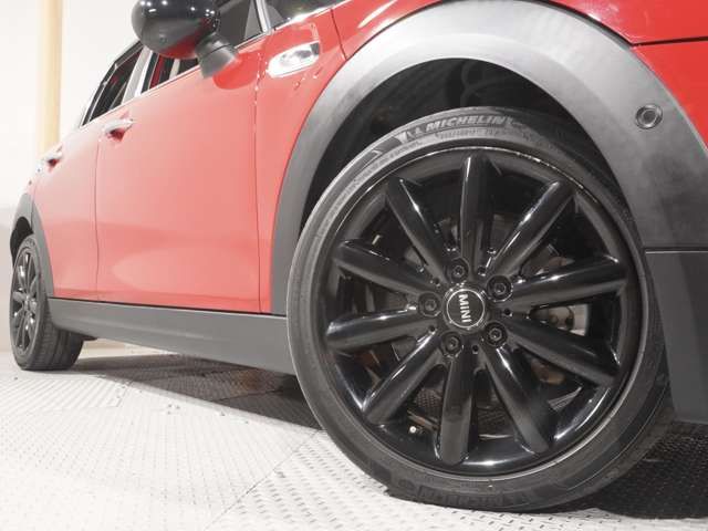 BMW MINI COOPER SD 5DOOR 2020 Image 31