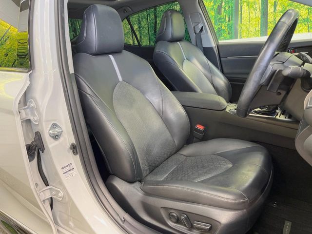 TOYOTA CAMRY HYBRID 2021 Image 31