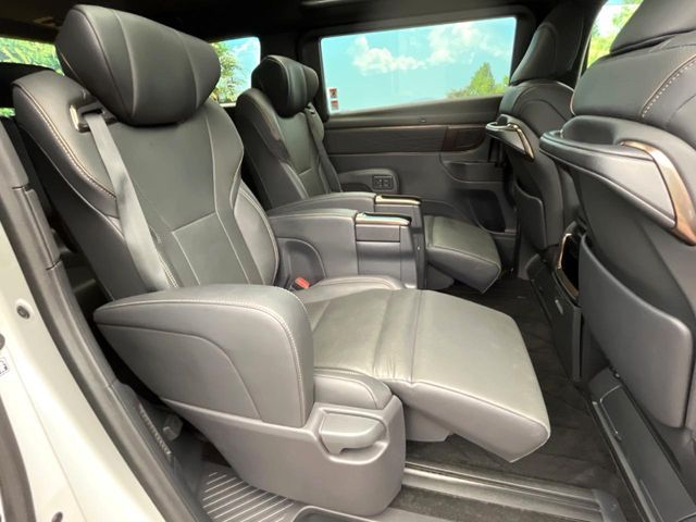 TOYOTA ALPHARD HYBRID 2024 Image 31
