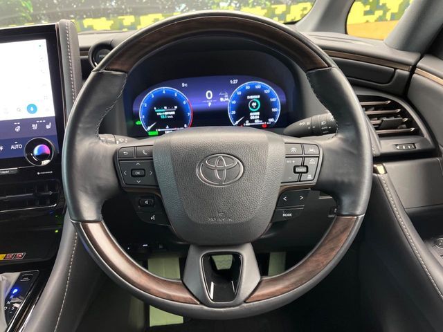 TOYOTA ALPHARD HYBRID 2024 Image 31