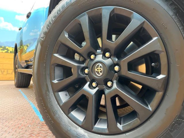 TOYOTA LANDCRUISER PRADO 2023 Image 31