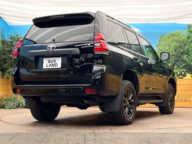TOYOTA LANDCRUISER PRADO 2023 Image 31