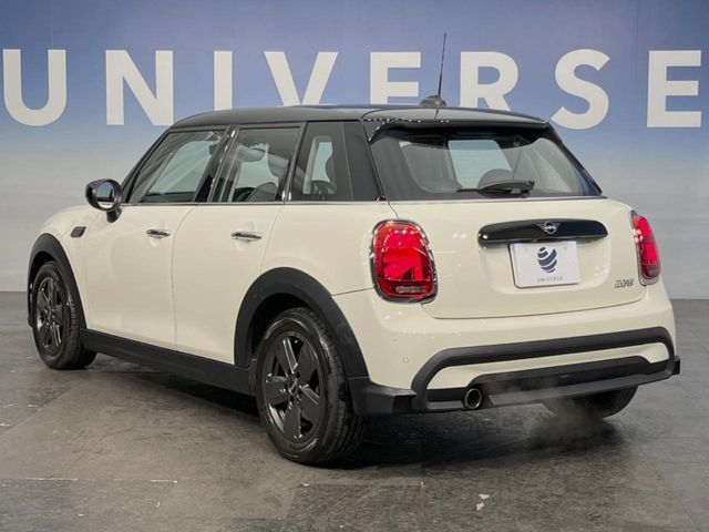 BMW MINI COOPER 5DOOR 2021 Image 31