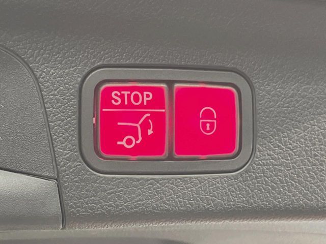 MERCEDES BENZ GLE CL 2022 Image 31