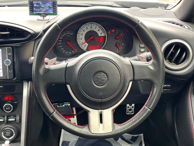 TOYOTA 86 2013 Image 31