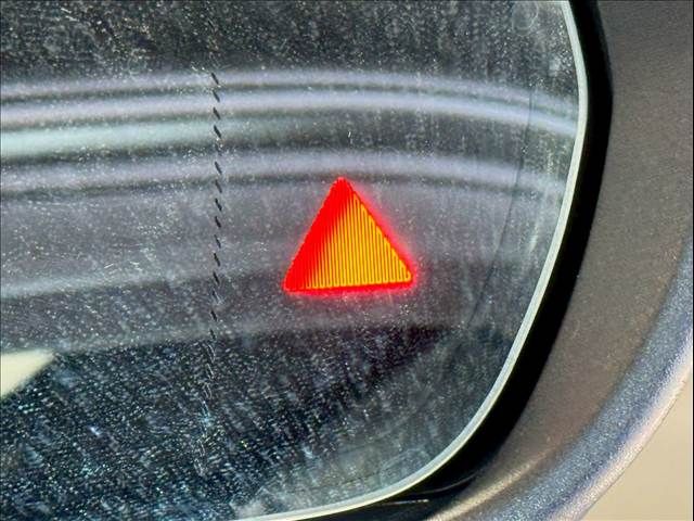 MERCEDES BENZ GLC CL 2019 Image 31