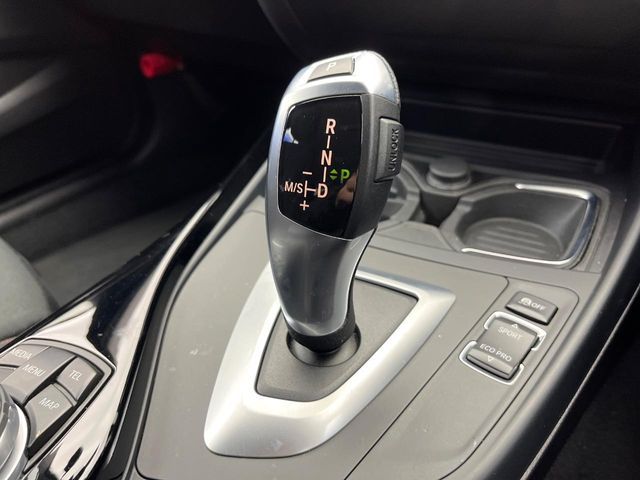 BMW 1SERIES 2016 Image 31