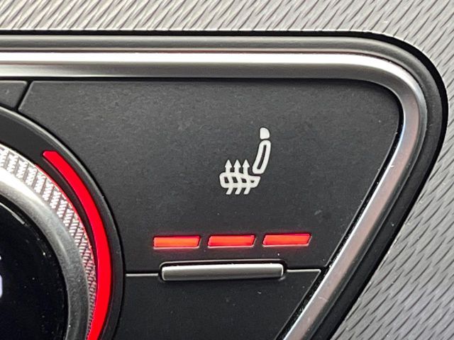 AUDI A4 AVANT 2016 Image 31