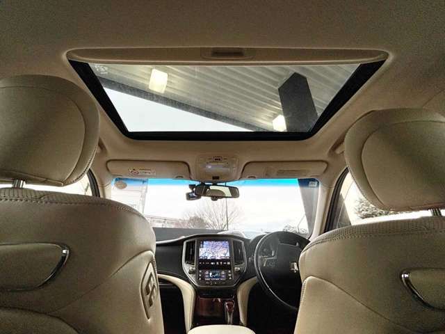 TOYOTA CROWN SEDAN HYBRID 2013 Image 31