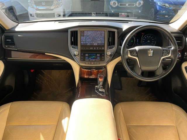 TOYOTA CROWN SEDAN HYBRID 2013 Image 31