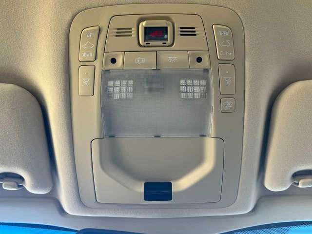 TOYOTA CROWN SEDAN HYBRID 2013 Image 31