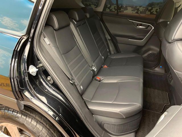 TOYOTA RAV4 HYBRID 4WD 2020 Image 31