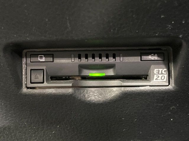 TOYOTA C-HR 2017 Image 31