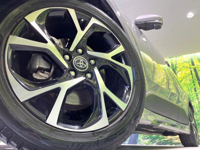 TOYOTA C-HR 2017 Image 31