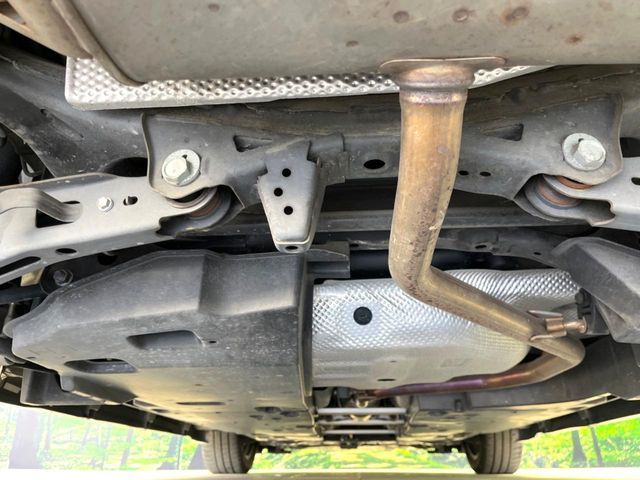 TOYOTA C-HR 2017 Image 31