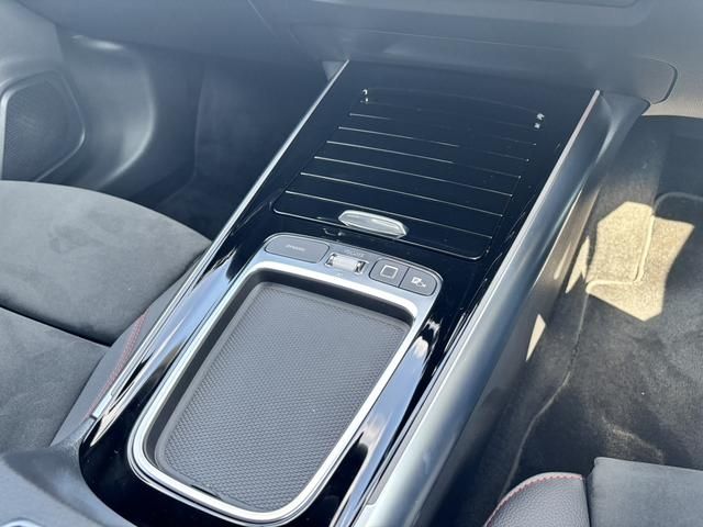 MERCEDES BENZ GLA CL 2025 Image 31