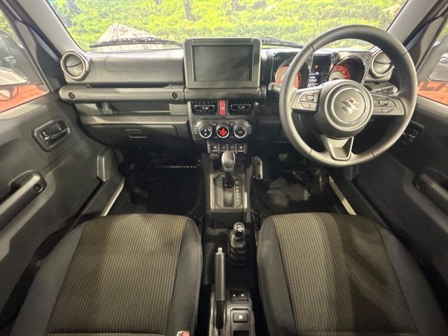 SUZUKI JIMNY NOMADE 2025 Image 31