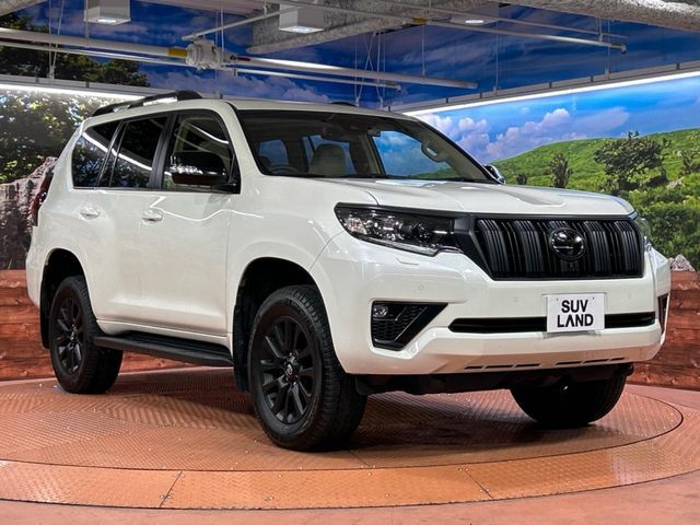 TOYOTA LANDCRUISER PRADO 2023 Image 31