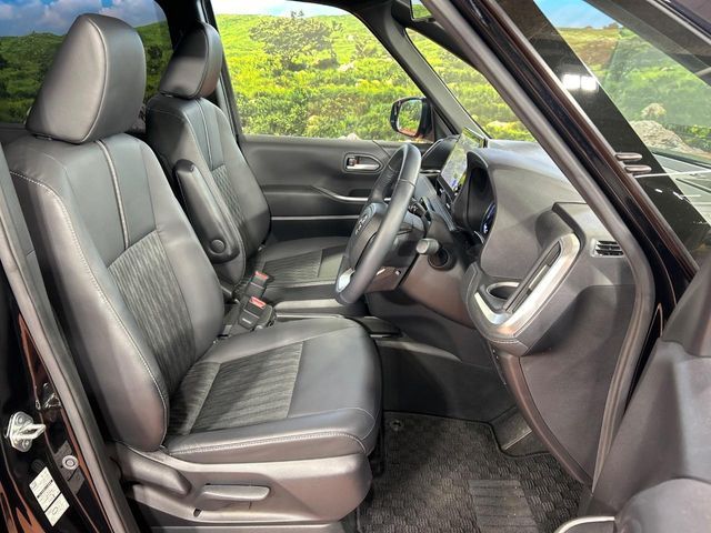 TOYOTA NOAH HYBRID 2023 Image 31